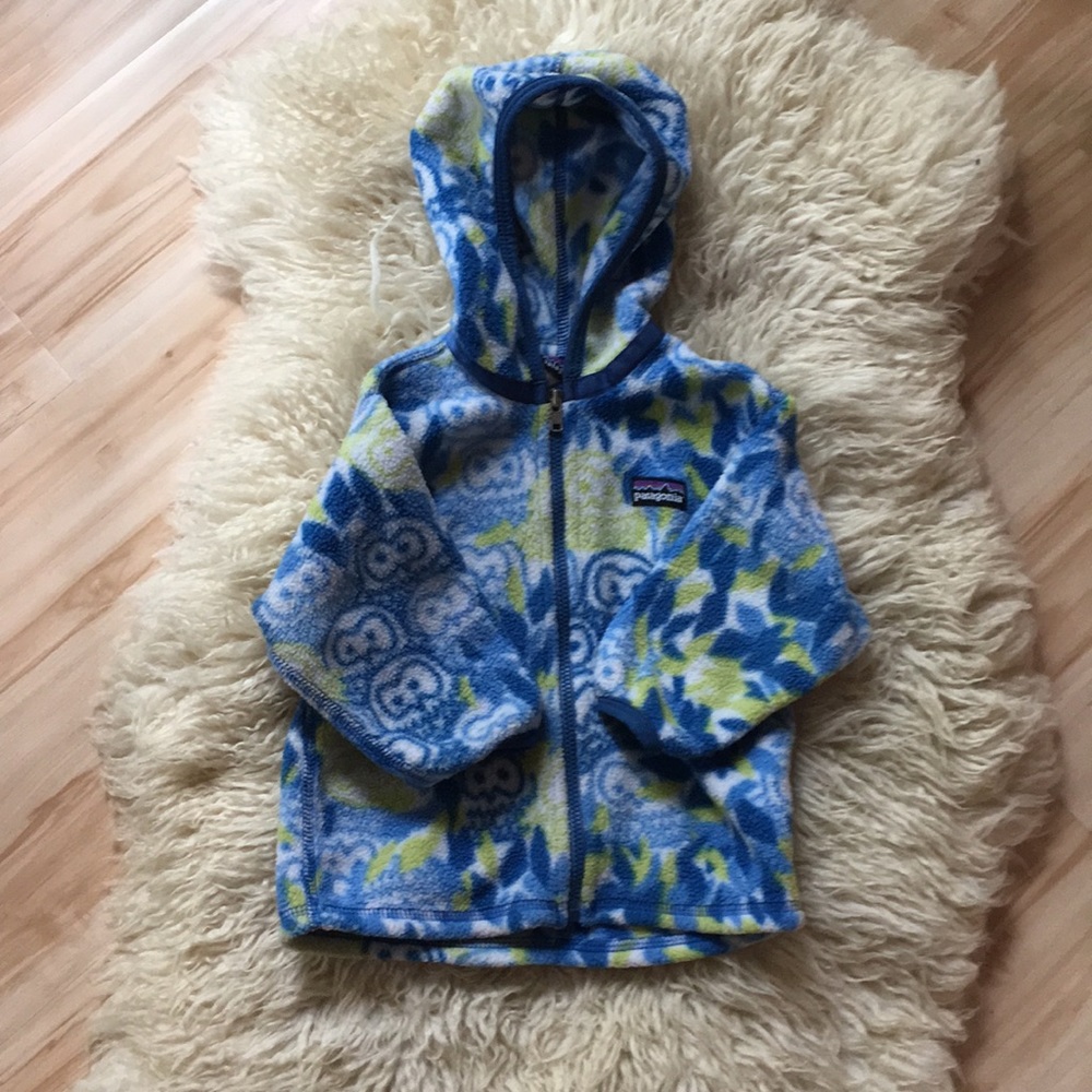 I’m selling a hoodie.